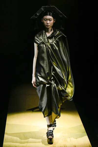 Look 45
